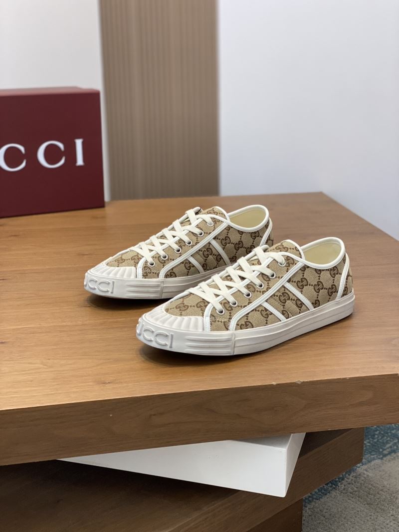 Gucci Low Shoes